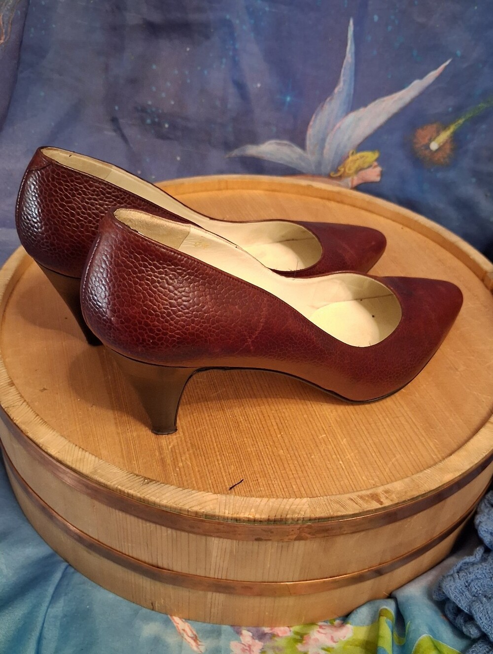 Vintage Garolini Size 8 Red Leather Pumps - Picture 4 of 7